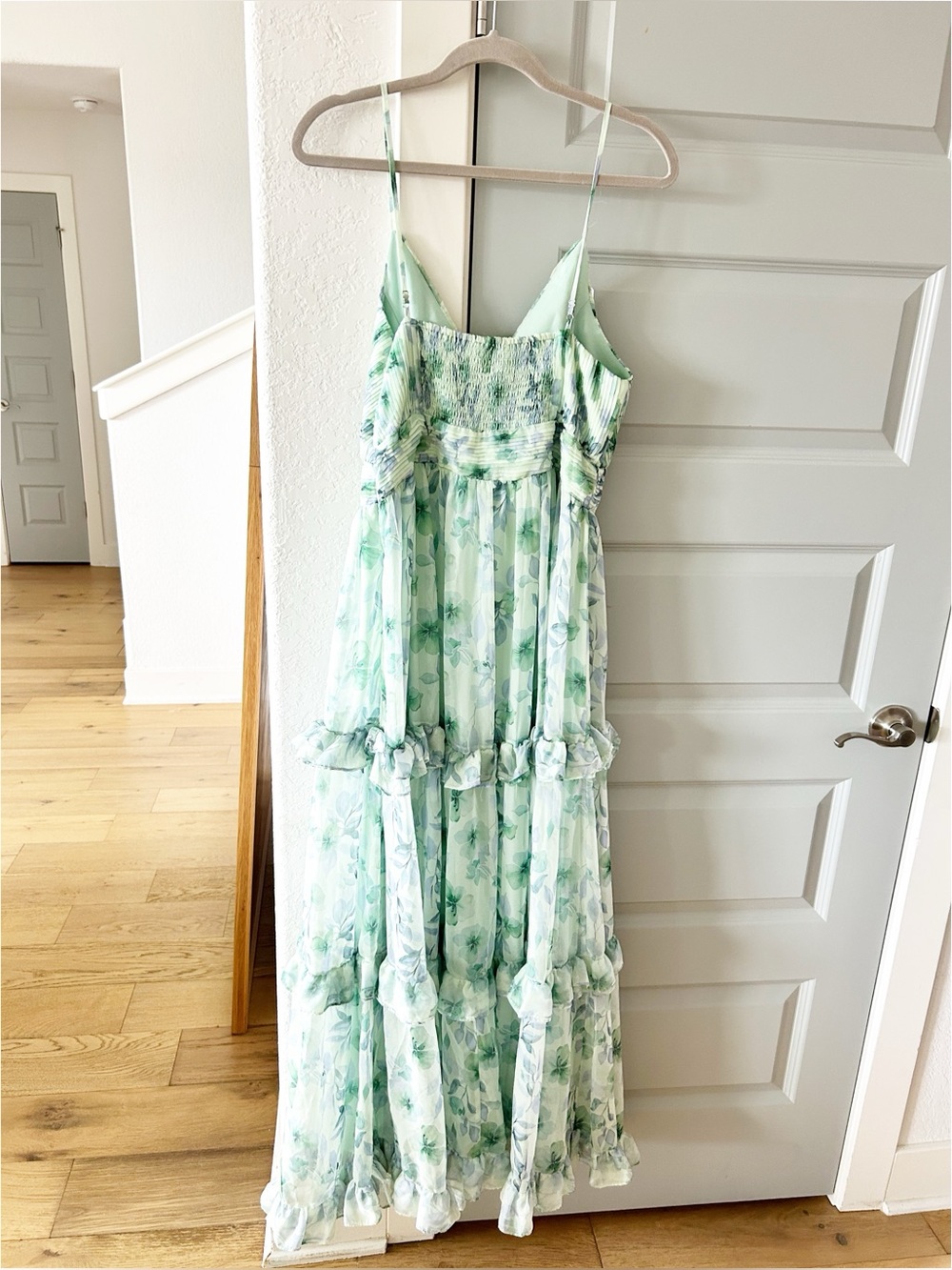 ASTR Ayanna Green Floral Ruffle Maxi Dress - Picture 7 of 7